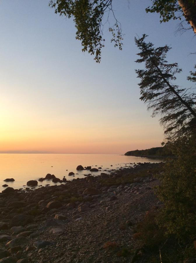 Pebble Springs BnB Grand Beach Eksteriør billede