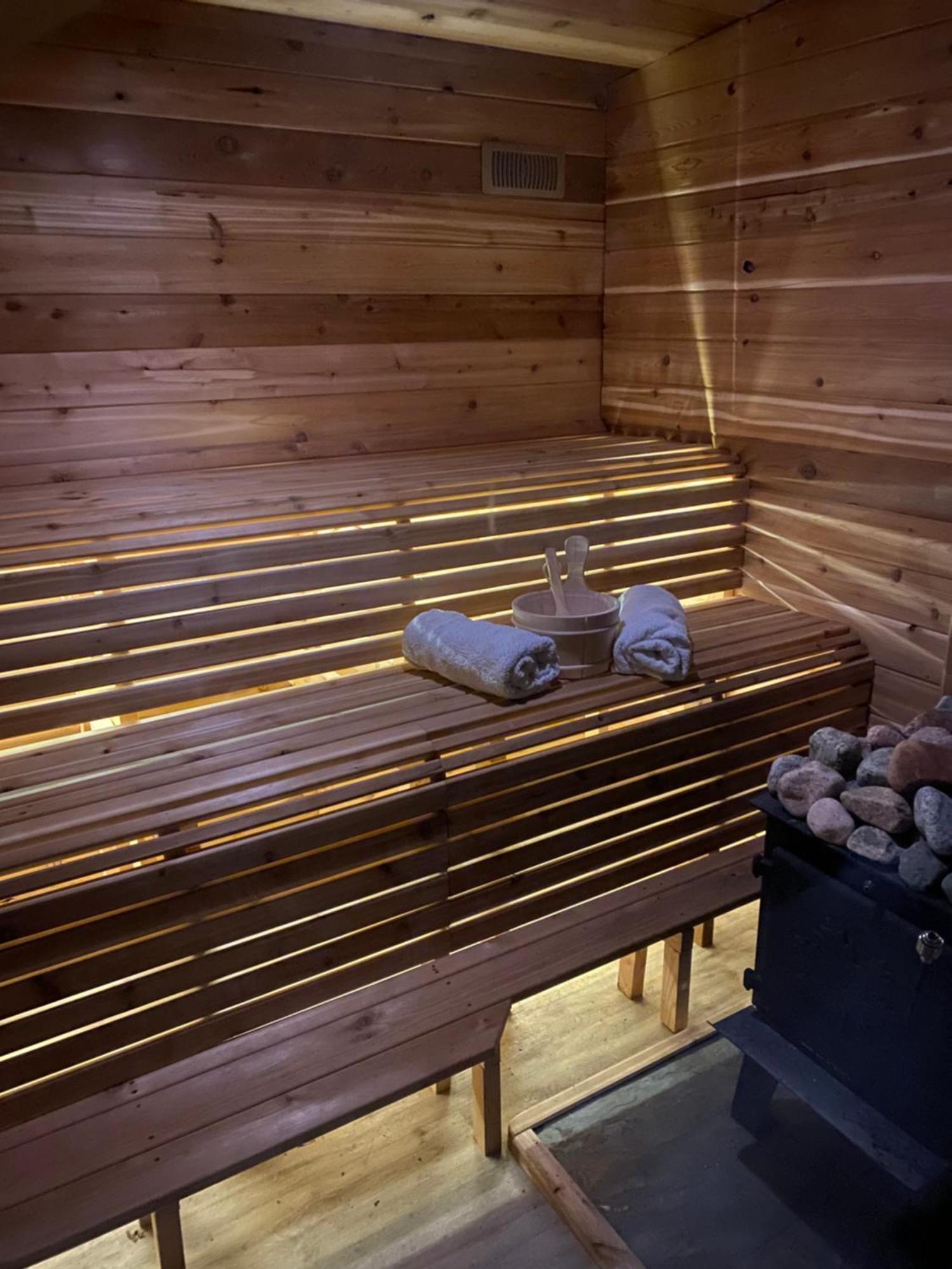 Pebble Springs BnB Grand Beach Eksteriør billede